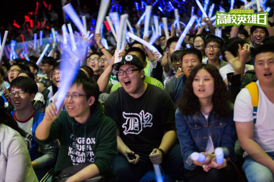 CSGO m0NESY：我DOTA2的时长有3000小时