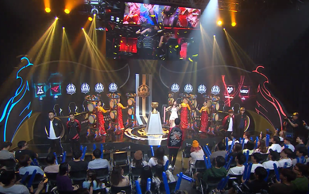 EPL S20 淘汰赛：八连胜到手！NaVi 2-1 G2晋级决赛