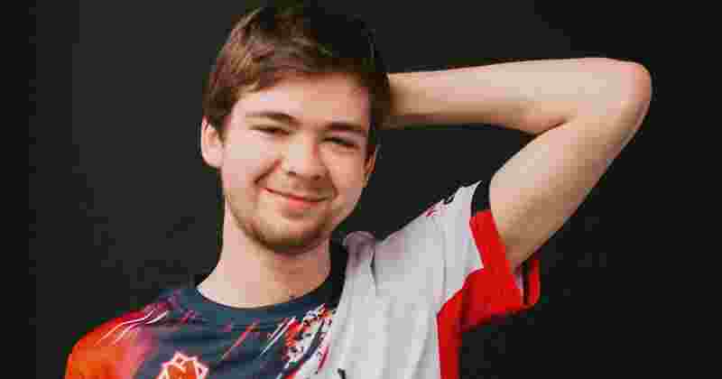 巨神bin！！历史上第一位在国际赛事BO5里四次战胜T1的选手